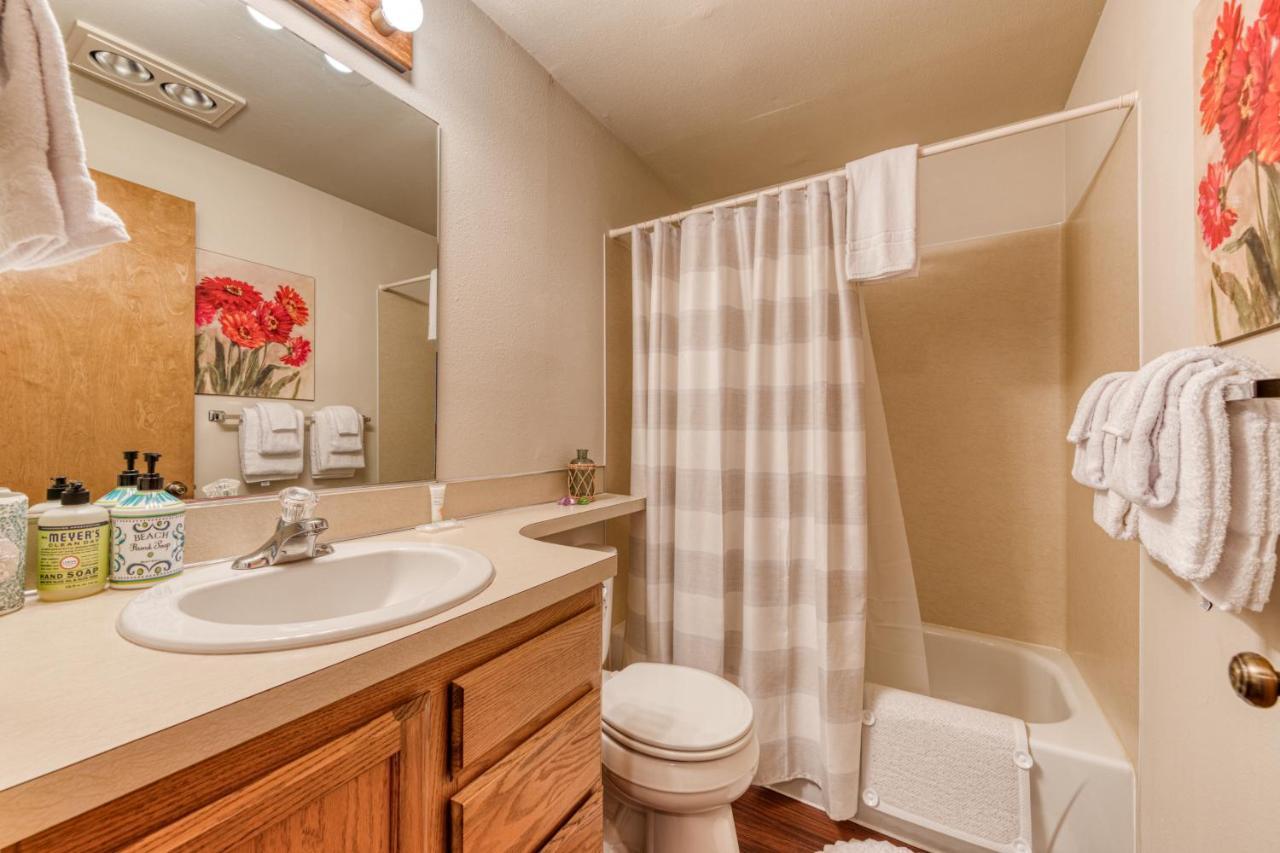 Ocean View Vacay Apartment Rockaway Beach Exterior photo