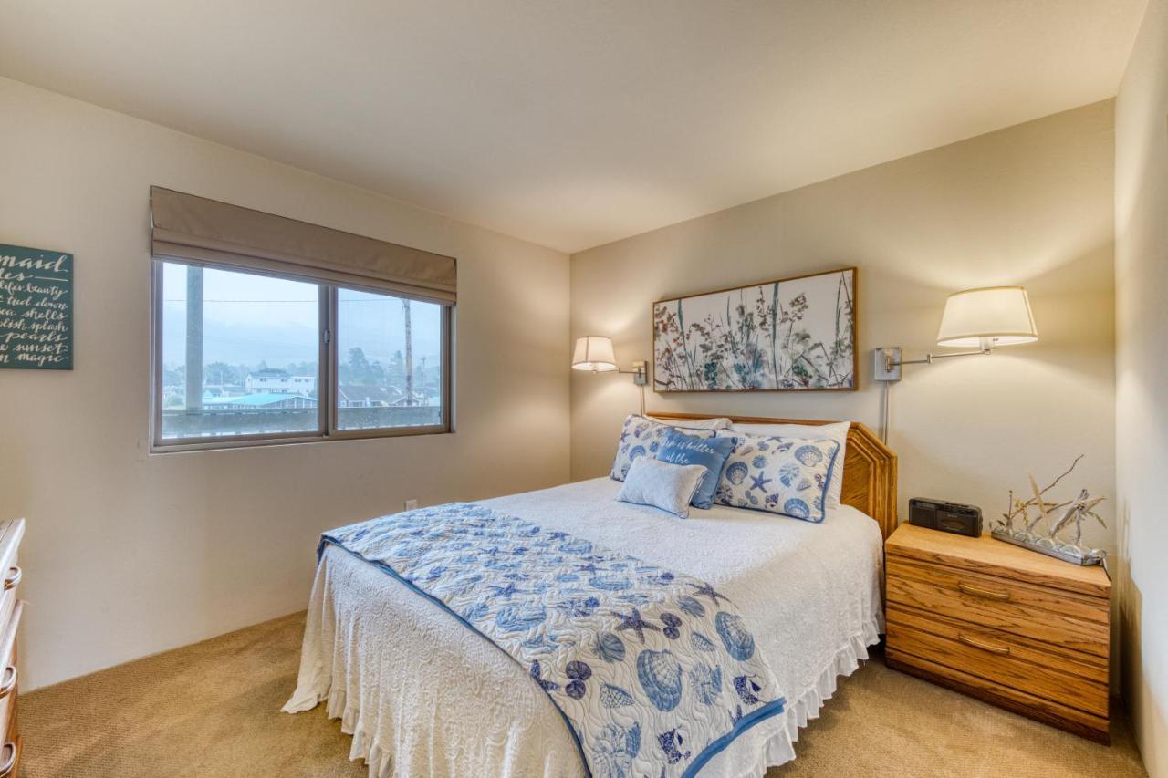 Ocean View Vacay Apartment Rockaway Beach Exterior photo